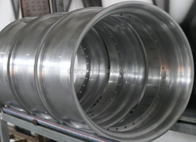 La fábrica 2pcs cóncavo profundo de encargo forjó el borde de la rueda con pulgada del diámetro 18-22 en diverso diseño en venta
